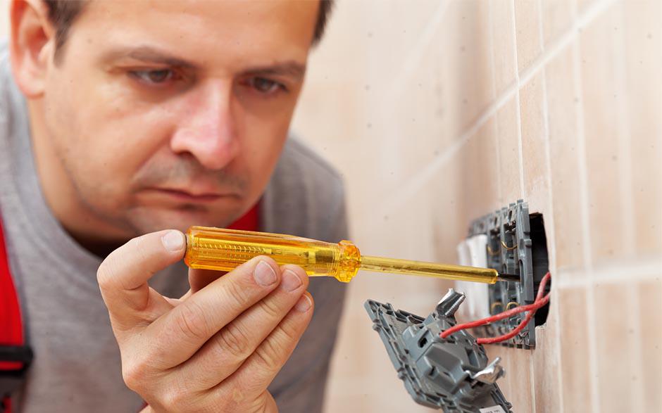 besoin d'un électricien Orly
